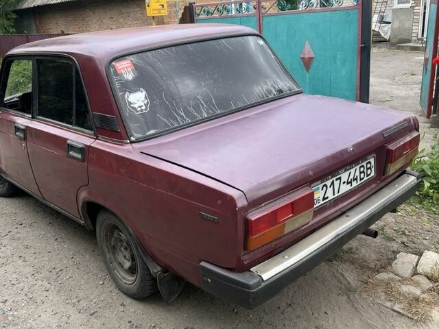 Красный ВАЗ 2107, объемом двигателя 1.5 л и пробегом 2 тыс. км за 839 $, фото 4 на Automoto.ua