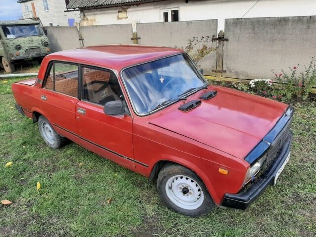 Червоний ВАЗ 2107, об'ємом двигуна 1.5 л та пробігом 35 тис. км за 561 $, фото 4 на Automoto.ua