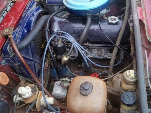 Красный ВАЗ 2107, объемом двигателя 1.3 л и пробегом 150 тыс. км за 550 $, фото 5 на Automoto.ua