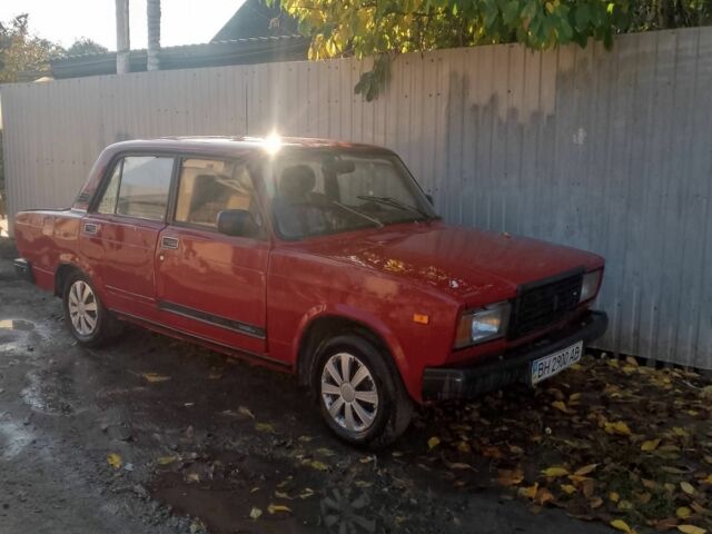 Красный ВАЗ 2107, объемом двигателя 3 л и пробегом 54 тыс. км за 555 $, фото 2 на Automoto.ua
