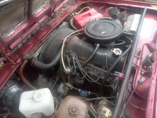 Червоний ВАЗ 2107, об'ємом двигуна 1.5 л та пробігом 1 тис. км за 650 $, фото 6 на Automoto.ua