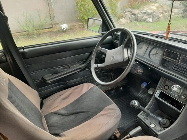 Червоний ВАЗ 2107, об'ємом двигуна 1.5 л та пробігом 35 тис. км за 561 $, фото 10 на Automoto.ua