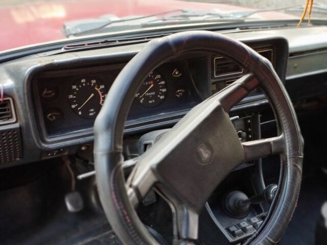 Красный ВАЗ 2107, объемом двигателя 0 л и пробегом 100 тыс. км за 1000 $, фото 4 на Automoto.ua