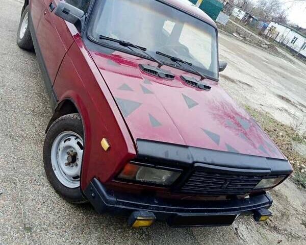 Красный ВАЗ 2107, объемом двигателя 1.2 л и пробегом 69 тыс. км за 708 $, фото 2 на Automoto.ua