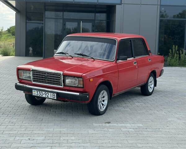 Красный ВАЗ 2107, объемом двигателя 1.6 л и пробегом 70 тыс. км за 1500 $, фото 2 на Automoto.ua