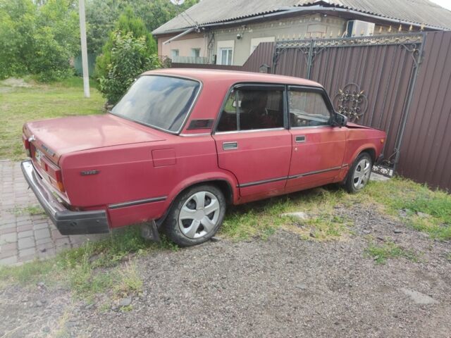 Червоний ВАЗ 2107, об'ємом двигуна 1.6 л та пробігом 300 тис. км за 542 $, фото 1 на Automoto.ua