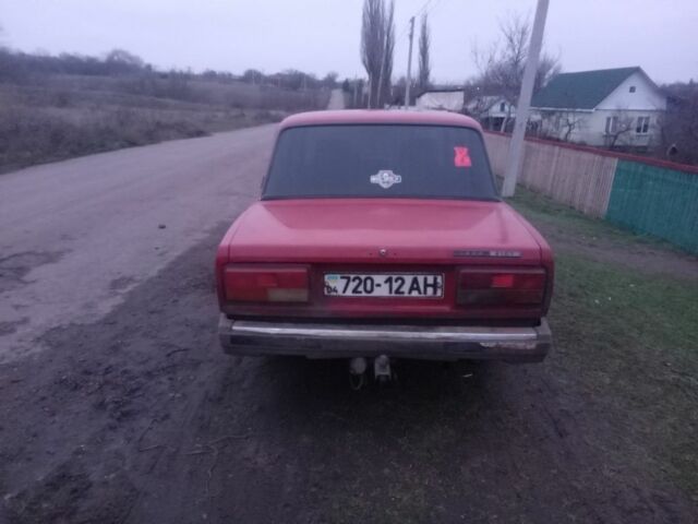 Красный ВАЗ 2107, объемом двигателя 0 л и пробегом 275 тыс. км за 593 $, фото 3 на Automoto.ua