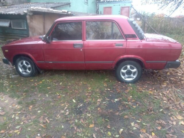 Червоний ВАЗ 2107, об'ємом двигуна 1.5 л та пробігом 1 тис. км за 650 $, фото 1 на Automoto.ua