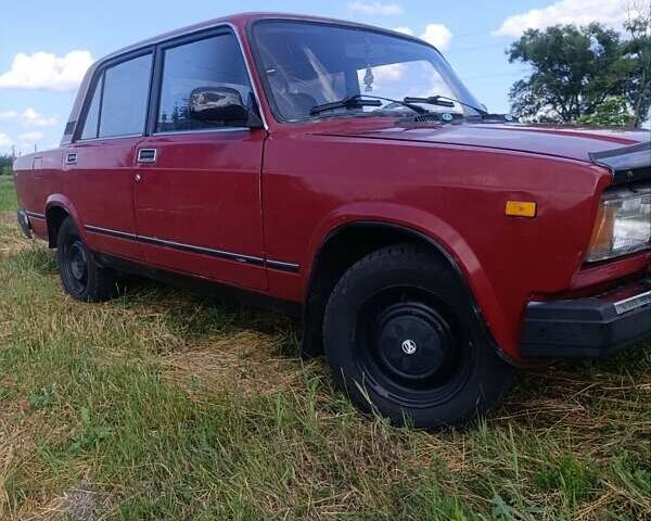 Красный ВАЗ 2107, объемом двигателя 1.6 л и пробегом 8 тыс. км за 1150 $, фото 4 на Automoto.ua