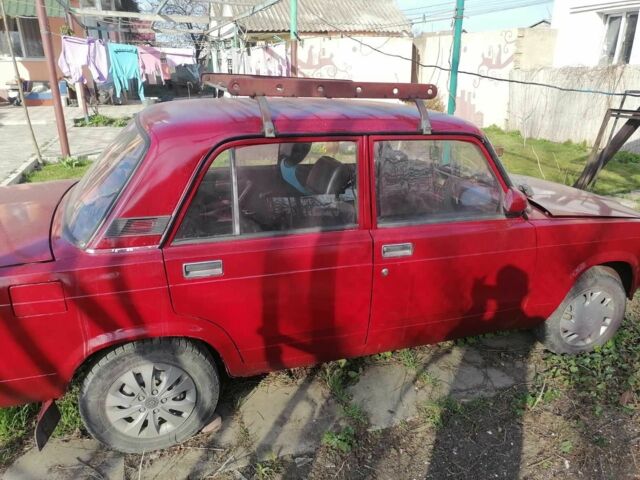 Червоний ВАЗ 2107, об'ємом двигуна 1.5 л та пробігом 1000 тис. км за 709 $, фото 2 на Automoto.ua