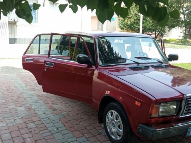 Красный ВАЗ 2107, объемом двигателя 0 л и пробегом 85 тыс. км за 1400 $, фото 6 на Automoto.ua