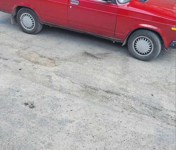 Красный ВАЗ 2107, объемом двигателя 1.5 л и пробегом 95 тыс. км за 1650 $, фото 8 на Automoto.ua