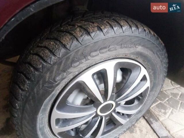 Червоний ВАЗ 2107, об'ємом двигуна 1.45 л та пробігом 255 тис. км за 750 $, фото 12 на Automoto.ua