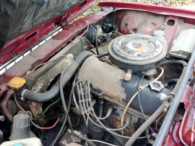 Красный ВАЗ 2107, объемом двигателя 1 л и пробегом 1 тыс. км за 500 $, фото 3 на Automoto.ua