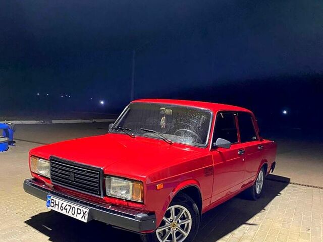 Красный ВАЗ 2107, объемом двигателя 1.5 л и пробегом 98 тыс. км за 2500 $, фото 3 на Automoto.ua