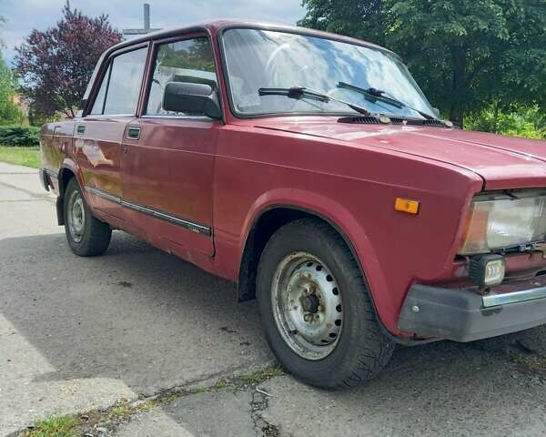 Красный ВАЗ 2107, объемом двигателя 1.5 л и пробегом 67 тыс. км за 650 $, фото 2 на Automoto.ua