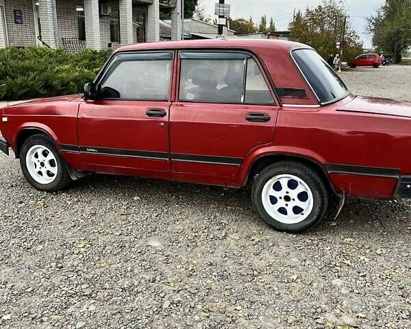 Красный ВАЗ 2107, объемом двигателя 1.5 л и пробегом 100 тыс. км за 900 $, фото 2 на Automoto.ua