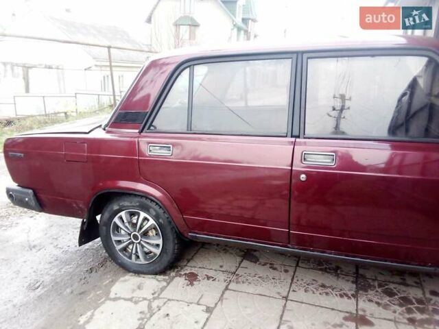 Червоний ВАЗ 2107, об'ємом двигуна 1.45 л та пробігом 255 тис. км за 750 $, фото 3 на Automoto.ua