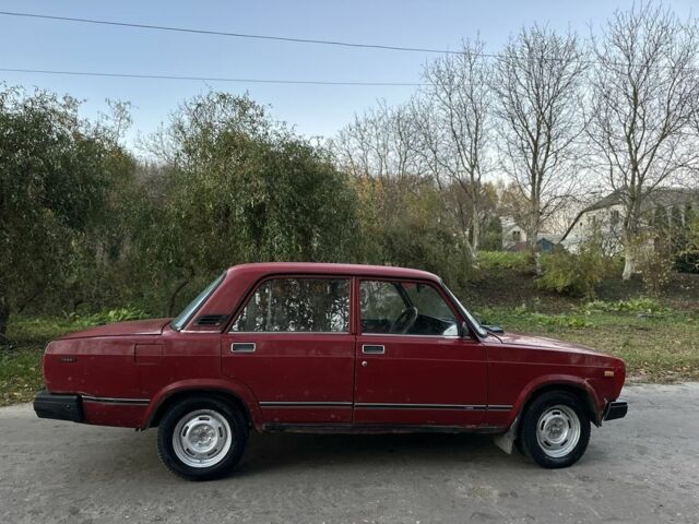 Красный ВАЗ 2107, объемом двигателя 1.5 л и пробегом 90 тыс. км за 450 $, фото 1 на Automoto.ua