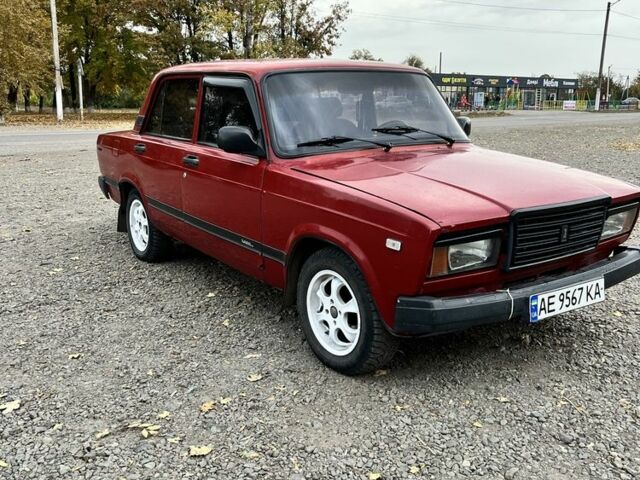 Красный ВАЗ 2107, объемом двигателя 1.5 л и пробегом 3 тыс. км за 900 $, фото 7 на Automoto.ua
