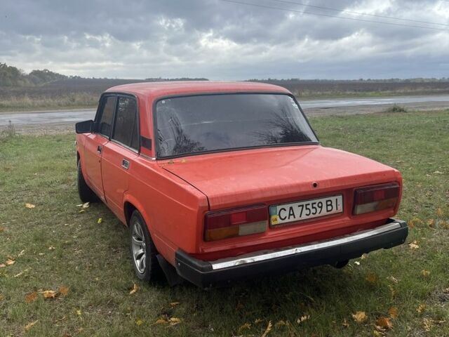 ВАЗ 2107 1995 в Смеле на Automoto.ua Красный ВАЗ 2107, объемом двигателя 1.5 л и пробегом 86 тыс. км за 750 $, фото 2 на Automoto.ua