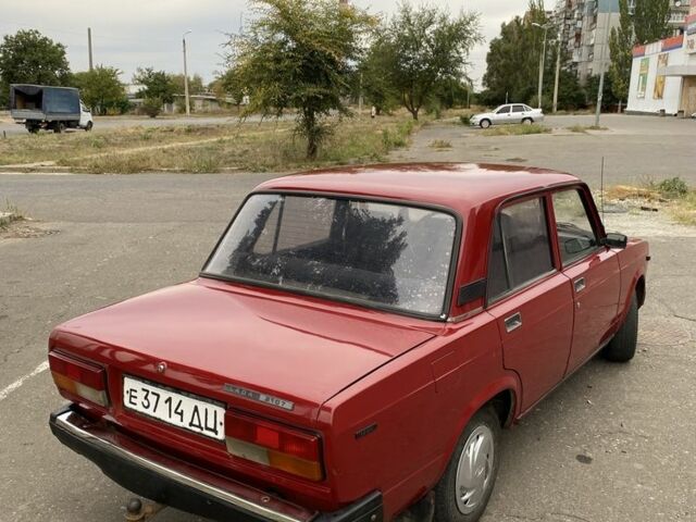 Красный ВАЗ 2107, объемом двигателя 1.5 л и пробегом 52 тыс. км за 1100 $, фото 2 на Automoto.ua