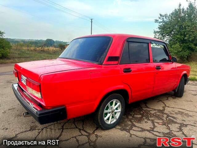 Красный ВАЗ 2107, объемом двигателя 1.5 л и пробегом 98 тыс. км за 2500 $, фото 8 на Automoto.ua