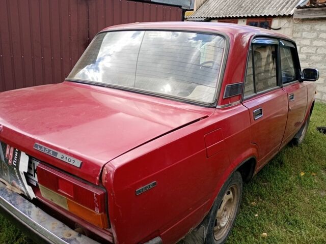 Червоний ВАЗ 2107, об'ємом двигуна 0 л та пробігом 200 тис. км за 500 $, фото 5 на Automoto.ua