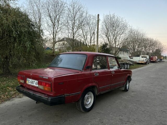 Красный ВАЗ 2107, объемом двигателя 1.5 л и пробегом 90 тыс. км за 450 $, фото 2 на Automoto.ua