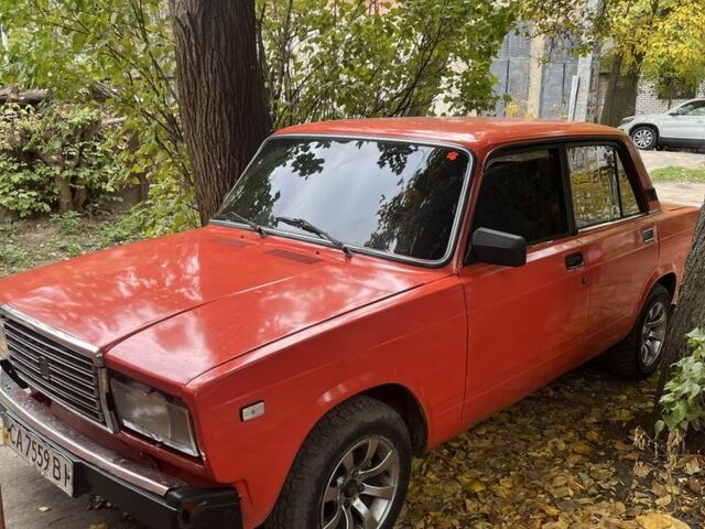 ВАЗ 2107 1995 в Смеле на Automoto.ua Красный ВАЗ 2107, объемом двигателя 1.5 л и пробегом 86 тыс. км за 750 $, фото 6 на Automoto.ua