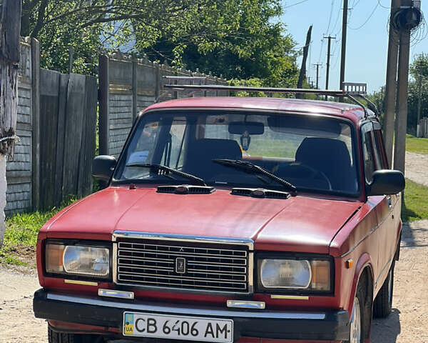 Красный ВАЗ 2107, объемом двигателя 1.5 л и пробегом 100 тыс. км за 699 $, фото 1 на Automoto.ua