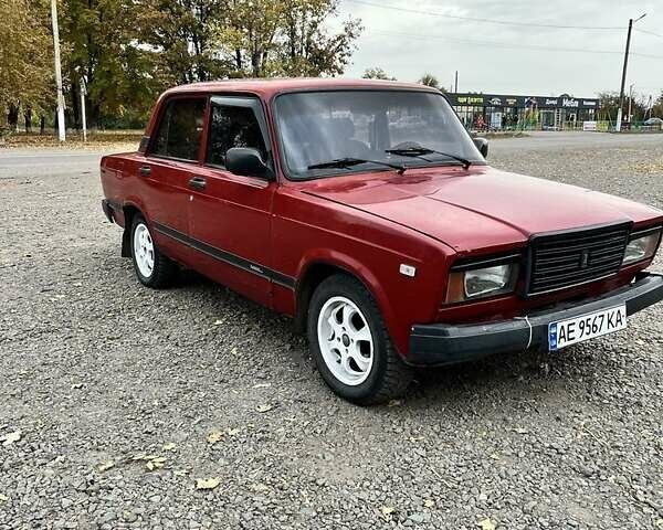 Красный ВАЗ 2107, объемом двигателя 1.5 л и пробегом 100 тыс. км за 900 $, фото 6 на Automoto.ua