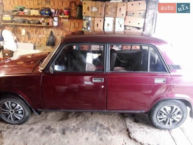 Червоний ВАЗ 2107, об'ємом двигуна 1.45 л та пробігом 255 тис. км за 750 $, фото 10 на Automoto.ua