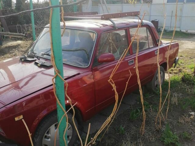 Червоний ВАЗ 2107, об'ємом двигуна 1.5 л та пробігом 1000 тис. км за 709 $, фото 3 на Automoto.ua