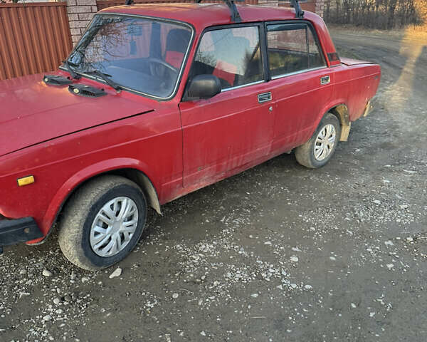 Красный ВАЗ 2107, объемом двигателя 0 л и пробегом 50 тыс. км за 500 $, фото 1 на Automoto.ua