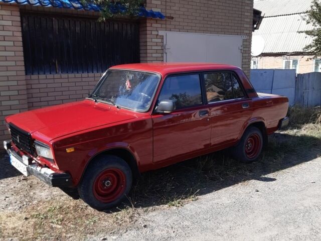 Червоний ВАЗ 2107, об'ємом двигуна 1.5 л та пробігом 85 тис. км за 1200 $, фото 1 на Automoto.ua