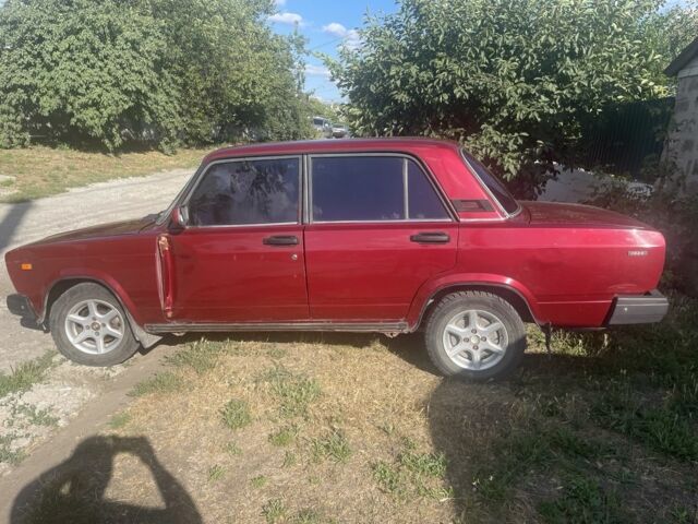 Красный ВАЗ 2107, объемом двигателя 0 л и пробегом 250 тыс. км за 1150 $, фото 3 на Automoto.ua