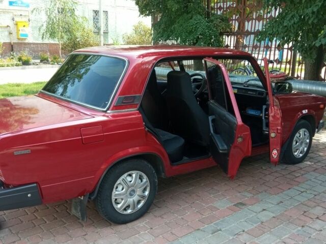 Красный ВАЗ 2107, объемом двигателя 0 л и пробегом 85 тыс. км за 1400 $, фото 4 на Automoto.ua