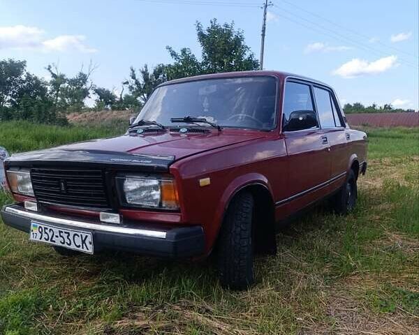 Красный ВАЗ 2107, объемом двигателя 1.6 л и пробегом 8 тыс. км за 1150 $, фото 5 на Automoto.ua