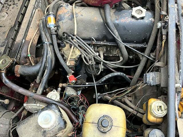 Красный ВАЗ 2107, объемом двигателя 1.5 л и пробегом 0 тыс. км за 500 $, фото 9 на Automoto.ua