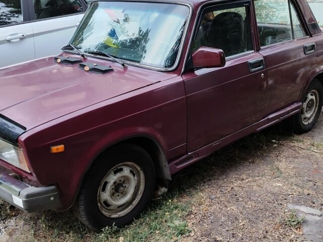 Красный ВАЗ 2107, объемом двигателя 1 л и пробегом 95 тыс. км за 715 $, фото 6 на Automoto.ua