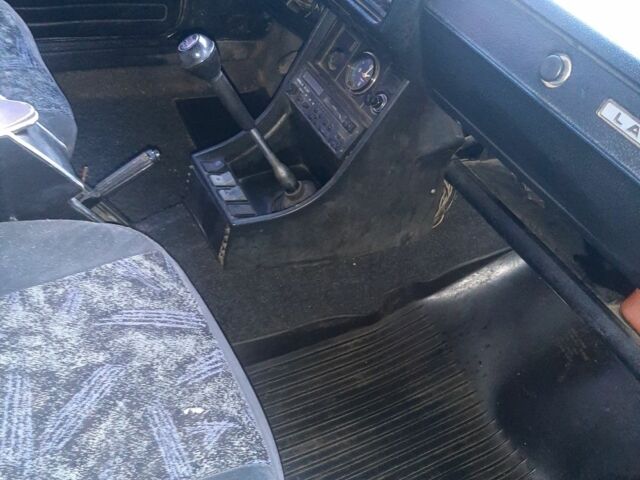 Червоний ВАЗ 2107, об'ємом двигуна 1.5 л та пробігом 187 тис. км за 603 $, фото 3 на Automoto.ua