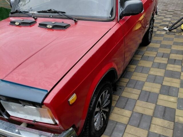 Красный ВАЗ 2107, объемом двигателя 1.7 л и пробегом 1000 тыс. км за 400 $, фото 8 на Automoto.ua