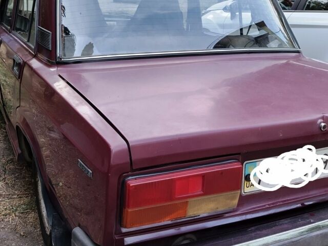 Красный ВАЗ 2107, объемом двигателя 1 л и пробегом 95 тыс. км за 715 $, фото 5 на Automoto.ua