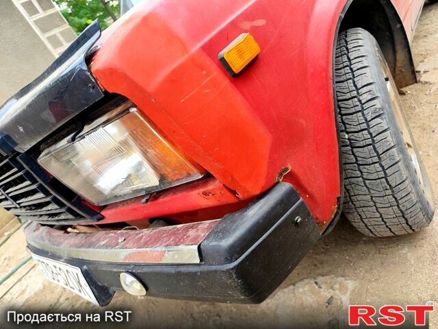 Красный ВАЗ 2107, объемом двигателя 1.5 л и пробегом 0 тыс. км за 1100 $, фото 9 на Automoto.ua