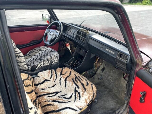 Красный ВАЗ 2107, объемом двигателя 0 л и пробегом 50 тыс. км за 16500 $, фото 4 на Automoto.ua