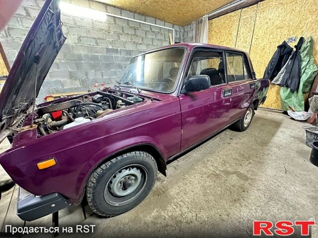 Червоний ВАЗ 2107, об'ємом двигуна 1.5 л та пробігом 0 тис. км за 650 $, фото 2 на Automoto.ua