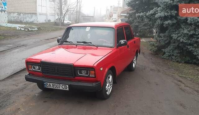 Червоний ВАЗ 2107, об'ємом двигуна 1.5 л та пробігом 55 тис. км за 1550 $, фото 1 на Automoto.ua
