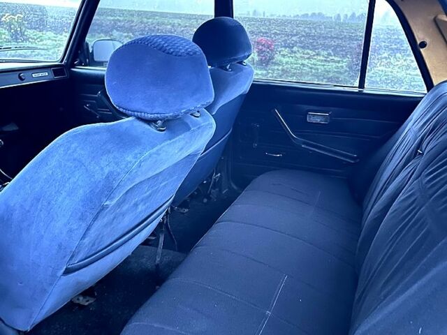 Червоний ВАЗ 2107, об'ємом двигуна 1.5 л та пробігом 0 тис. км за 650 $, фото 4 на Automoto.ua