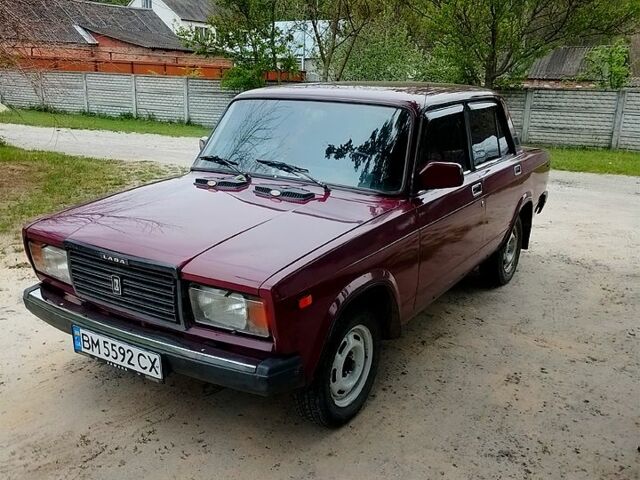 Красный ВАЗ 2107, объемом двигателя 1.6 л и пробегом 71 тыс. км за 1500 $, фото 2 на Automoto.ua